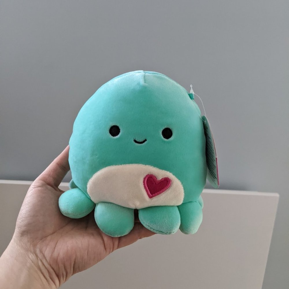 5" Valentine's Day Zobey Octopus Squishmallow